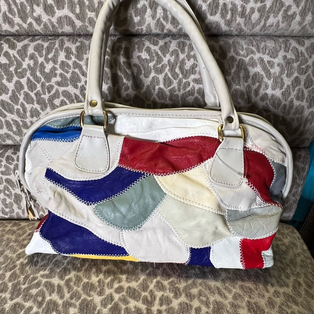 Purse - Picture 2 of 4